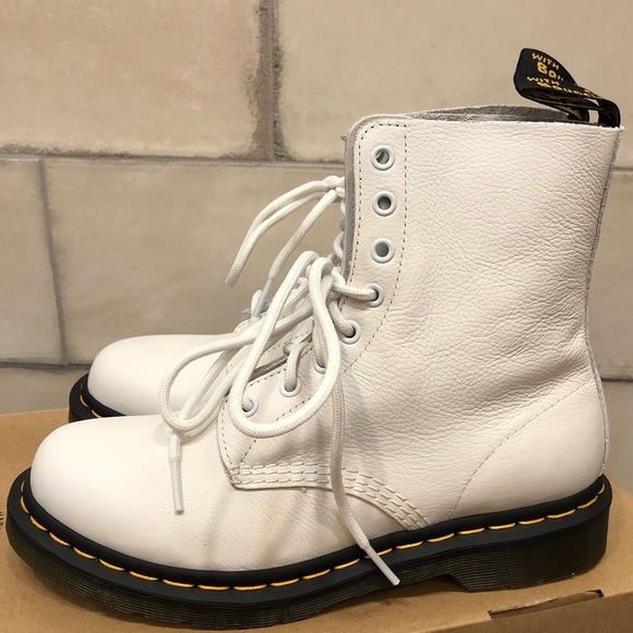 Dr. Martens docs optical white 1460 pascal Virginia lace up combat boot leather - Picture 3 of 10